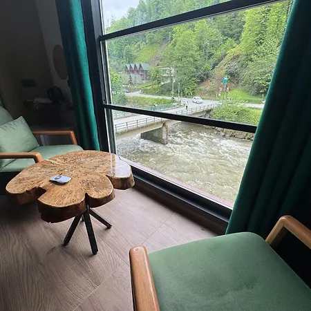 Navi Aparthotel *