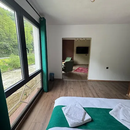 Aparthotel Navi *